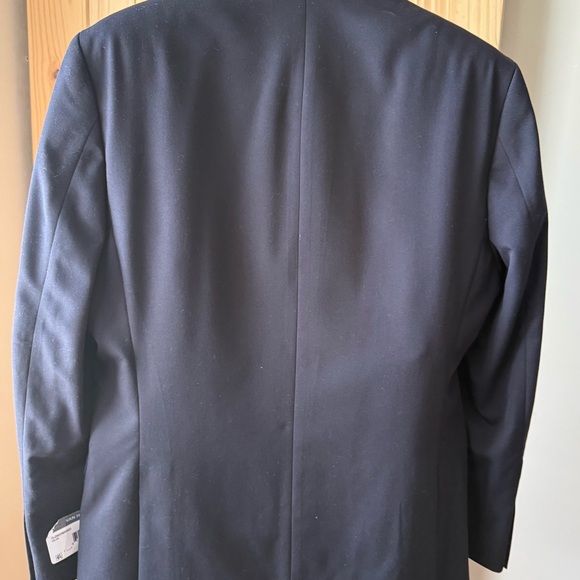Van Heusen Men's Dark Blue Suit - Picture 7 of 16